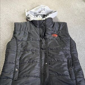 Black Puffer Vest with Gray Hood. Oregon state beavers. Large.